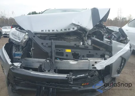 2018 Toyota Highlander Le Plus из США, поврежденный, VIN 5TDBZRFH1JS896193